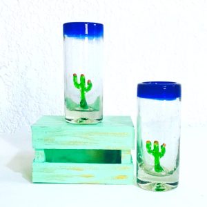 P-019 Set Tequileros dos tequileros y un Huacal.